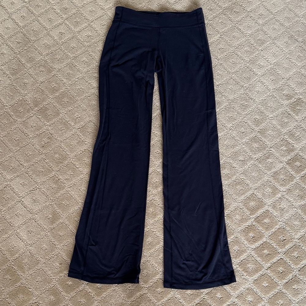 Women’s small tall Athleta black mid rise flare pants